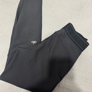 Alo yoga leggings
